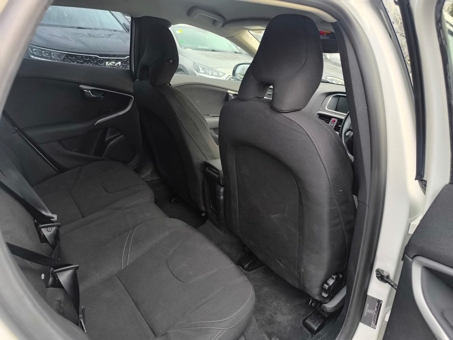 Used Volvo V40 2014 for sale - 77567661: Photo 12