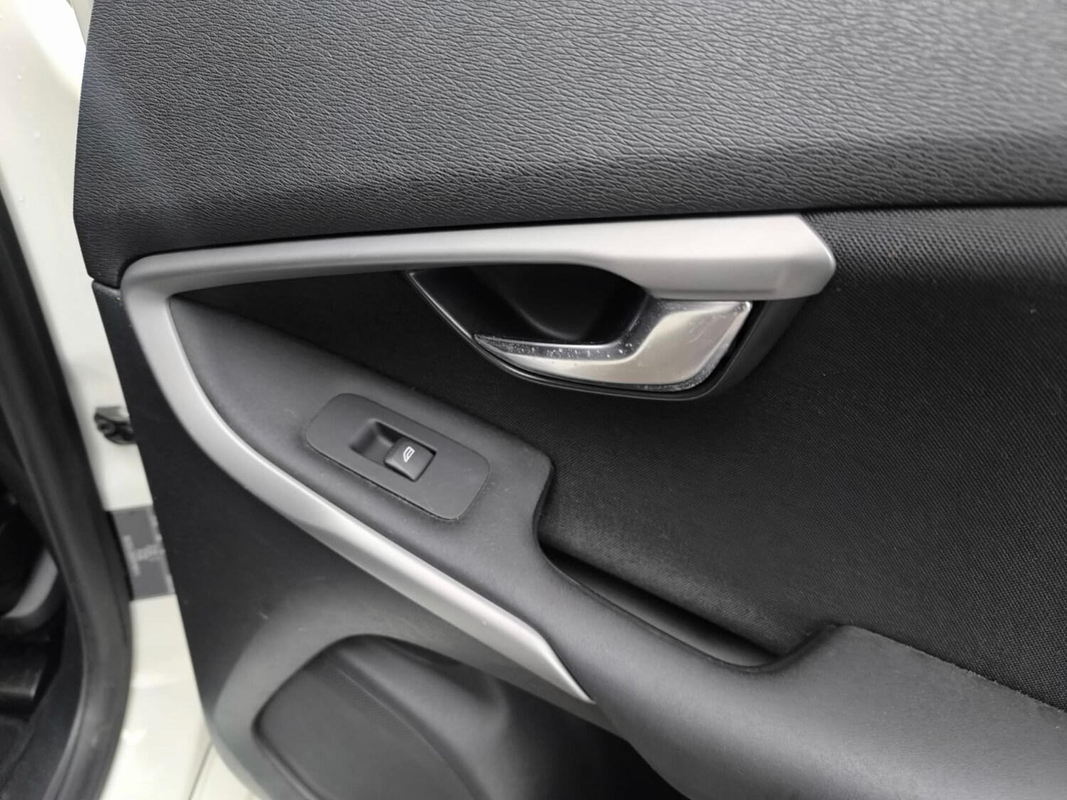 Used Volvo V40 2014 for sale - 77567661: Photo 29