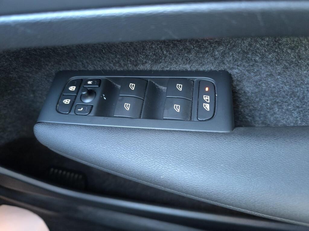 Used Volvo XC40 2022 for sale - 76478033: Photo 33