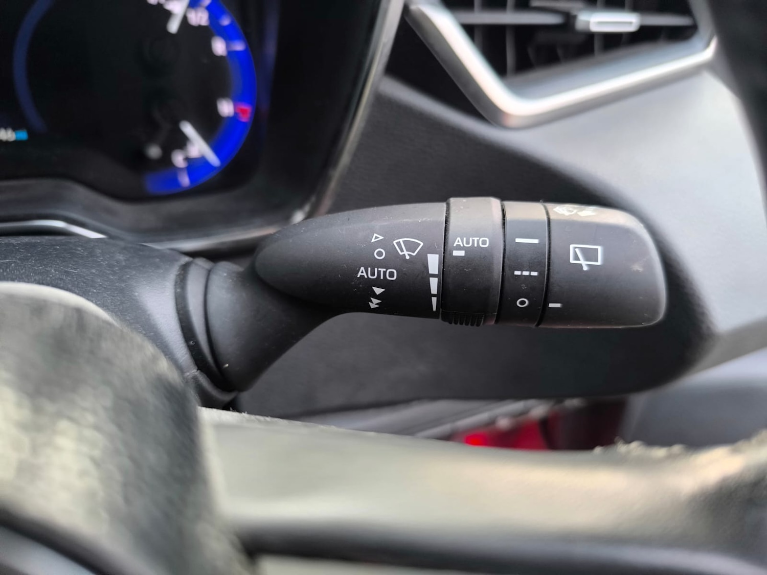 Used Toyota Corolla 2020 for sale - 76705724: Photo 24