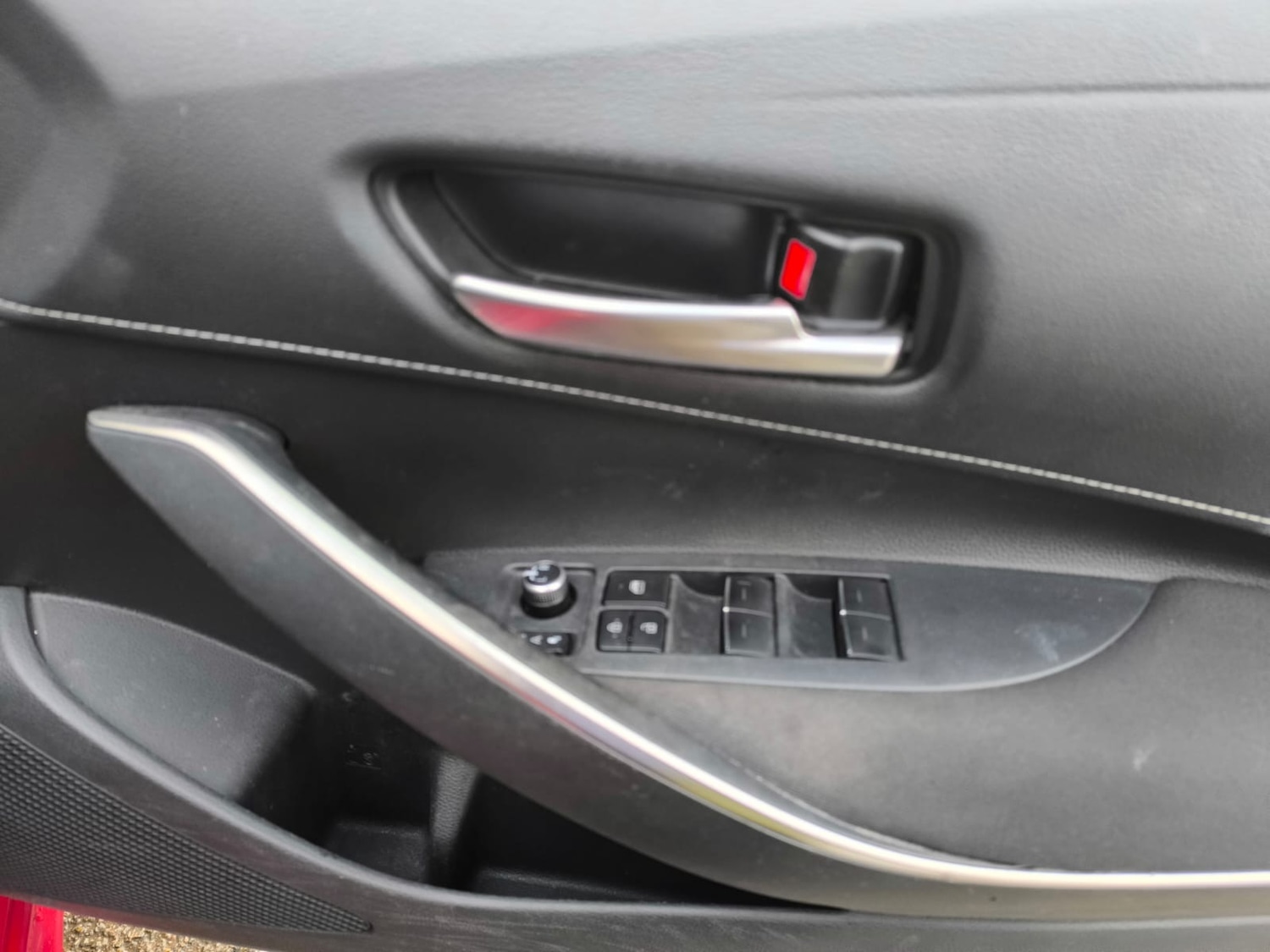 Used Toyota Corolla 2020 for sale - 76705724: Photo 28