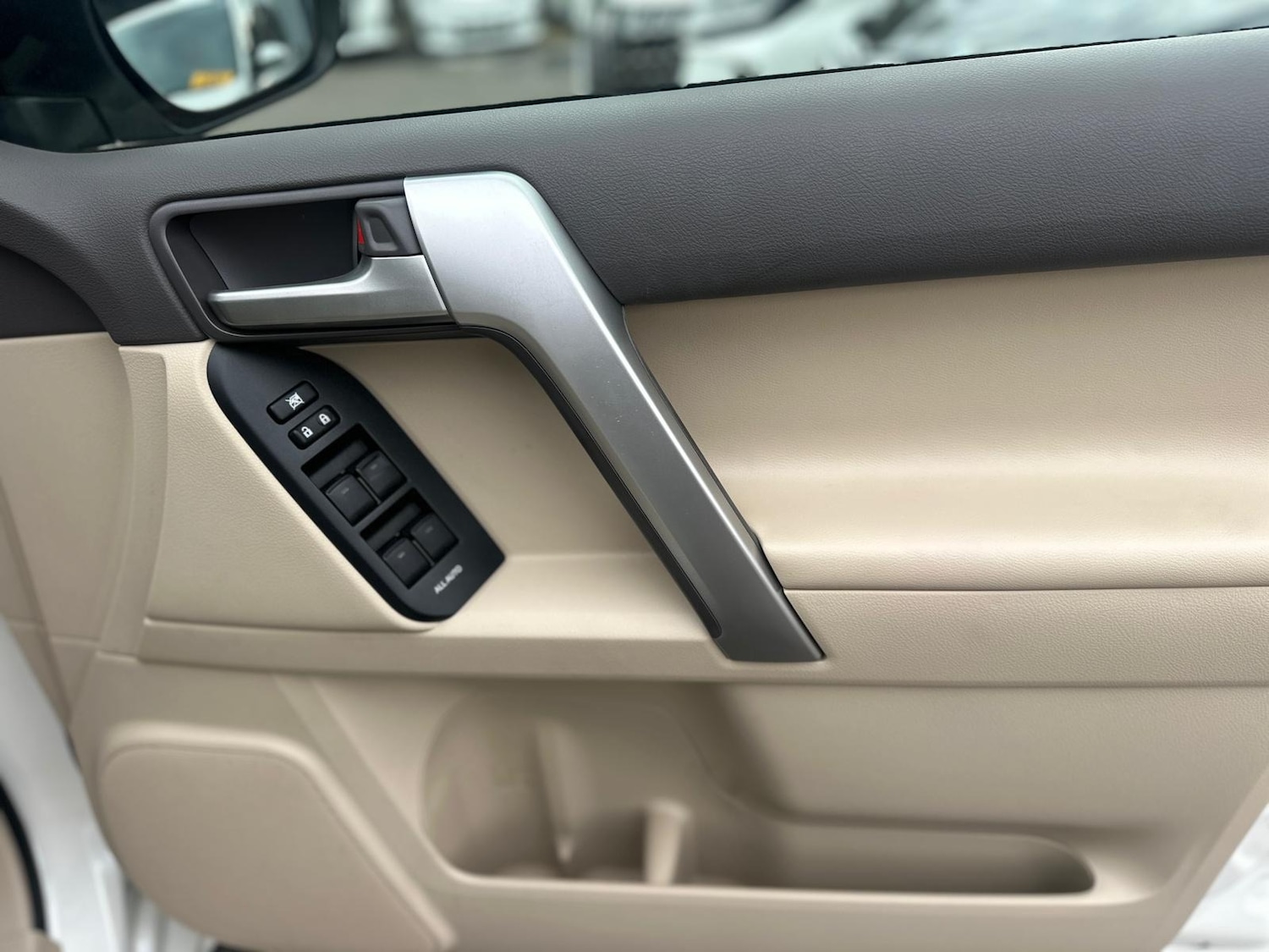 Used Toyota Landcruiser 2023 for sale - 76157524: Photo 56