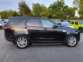 Used Land Rover Discovery 2017 for sale - 79308192: Photo