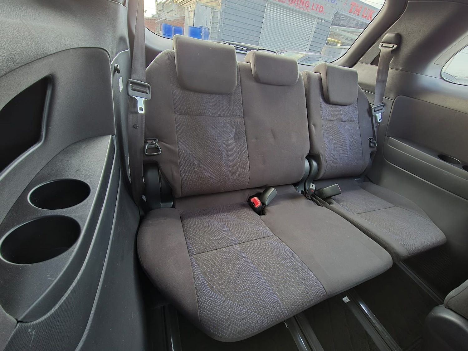 Used Toyota Estima 2017 for sale - 77946145: Photo 15