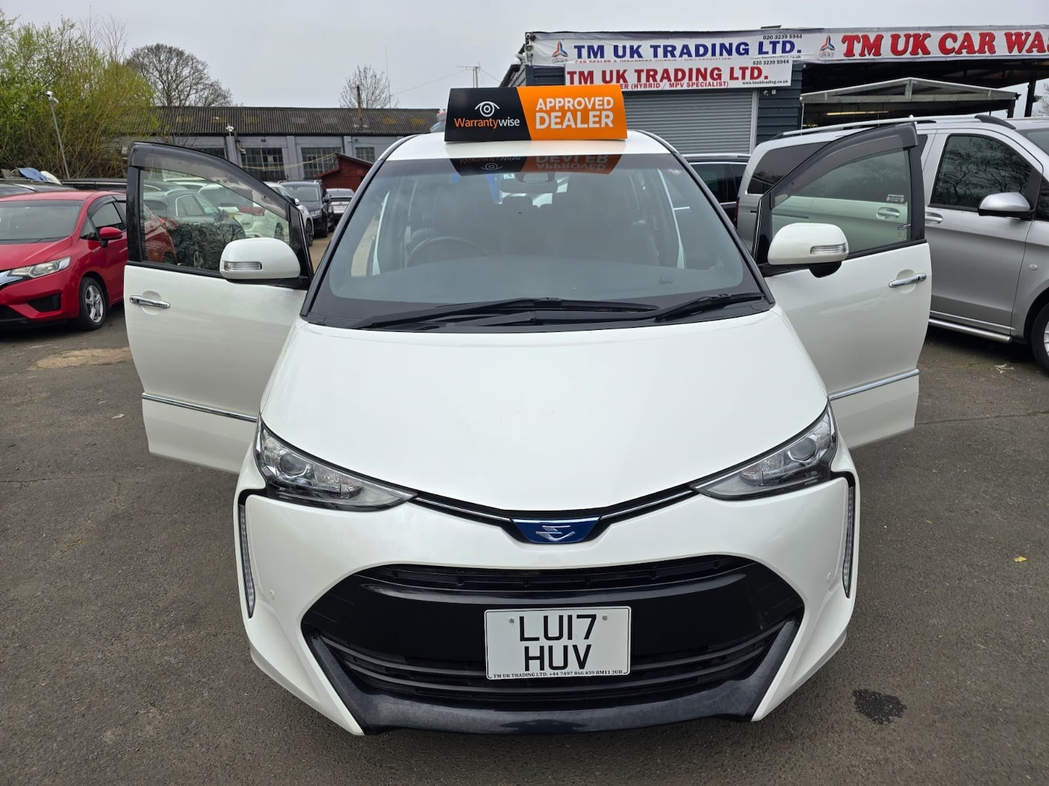 Used Toyota Estima 2017 for sale - 77946145: Photo 9