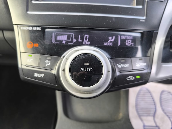 Used Toyota Prius+ 2012 for sale - 75822873: Photo 23