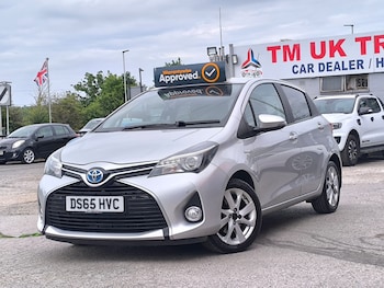 Used Toyota Yaris 2015 for sale - 78776504: Photo