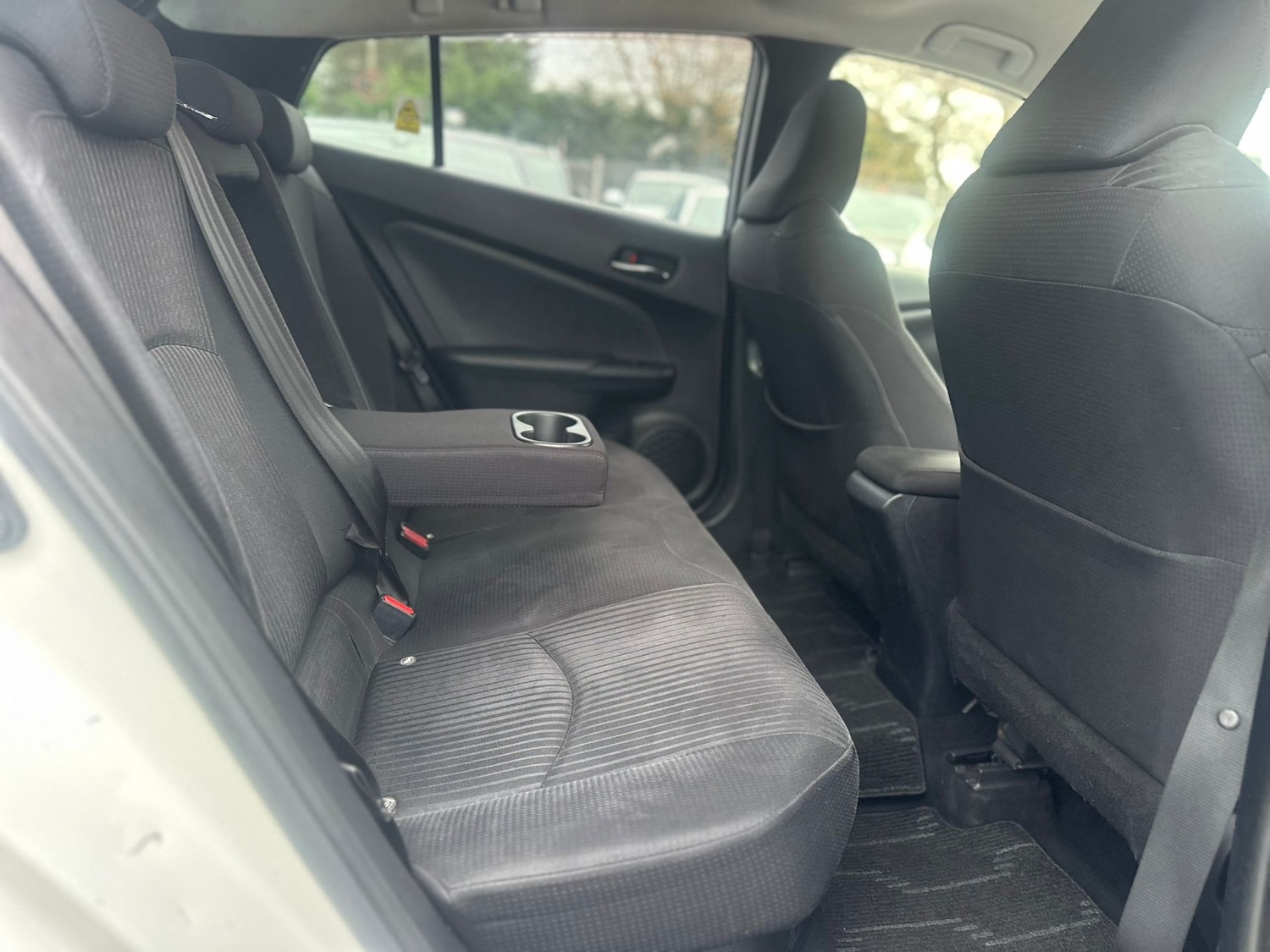 Used Toyota Prius 2017 for sale - 76906412: Photo 11