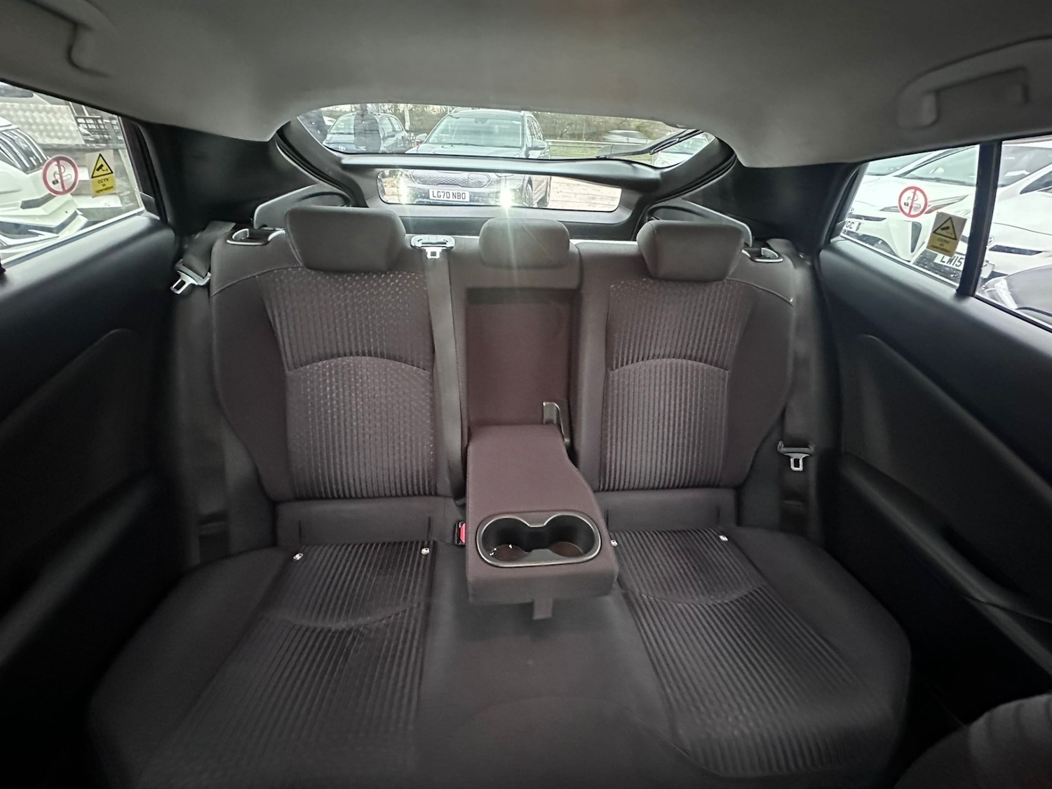 Used Toyota Prius 2017 for sale - 76906412: Photo 12