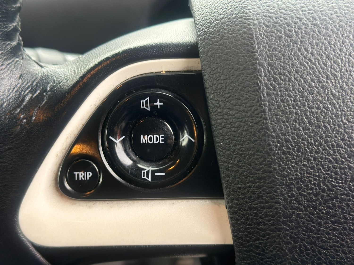 Used Toyota Prius 2017 for sale - 76906412: Photo 15