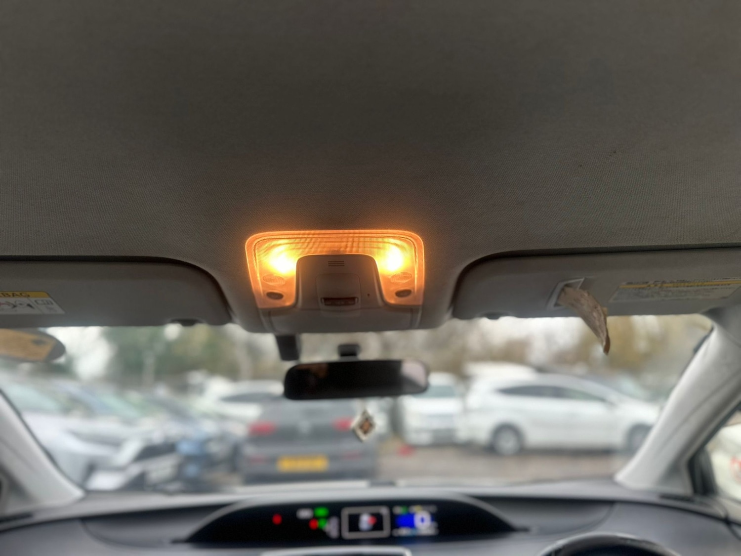 Used Toyota Prius 2017 for sale - 76906412: Photo 21