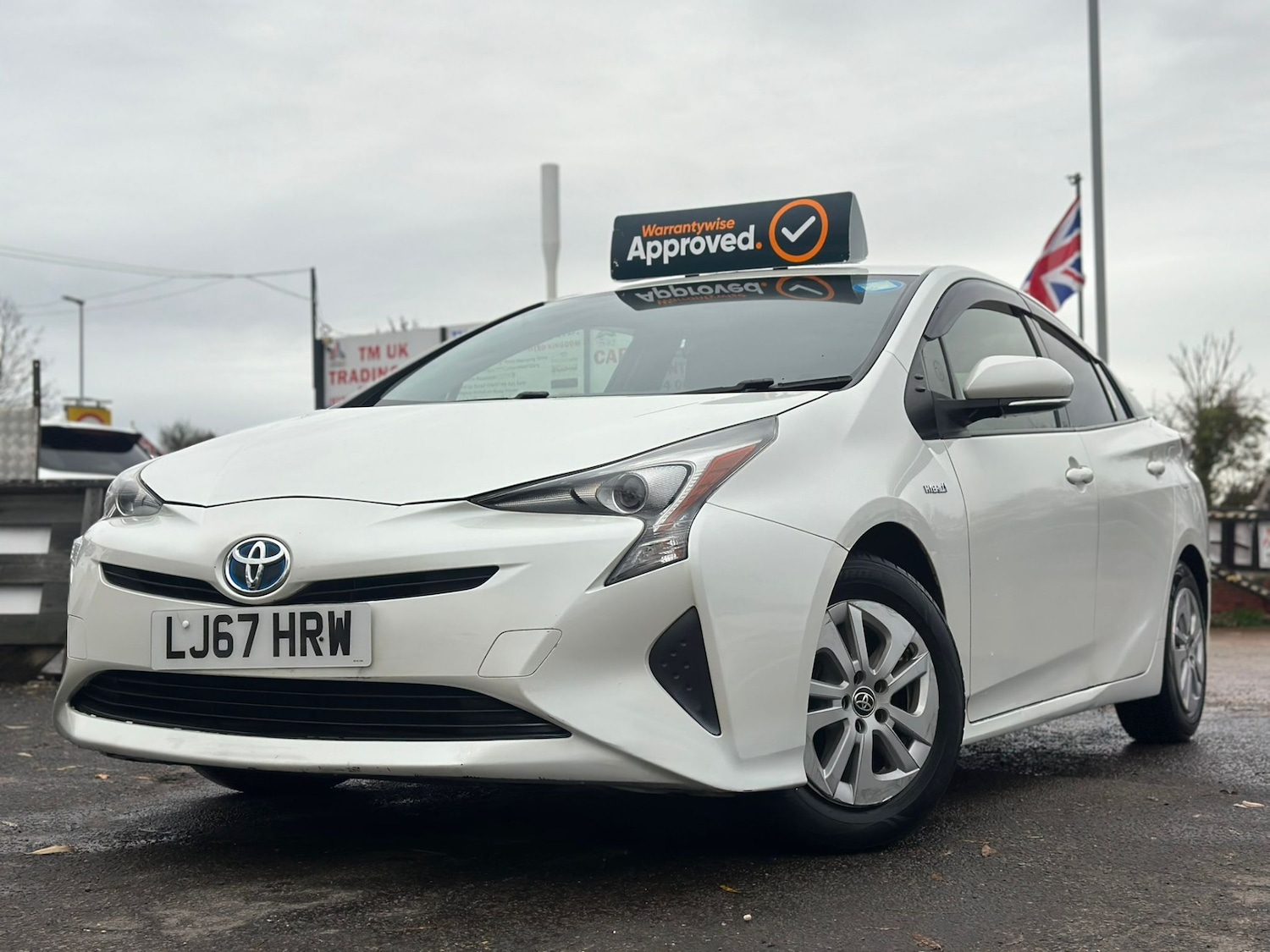 Used Toyota Prius 2017 for sale - 76906412: Photo 3