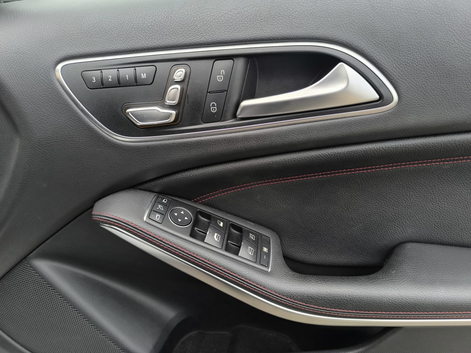 Used Mercedes-Benz A-Class 2016 for sale - 78039019: Photo 32