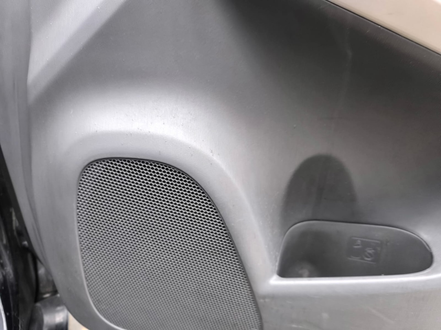 Used Toyota Prius 2011 for sale - 77461270: Photo 26