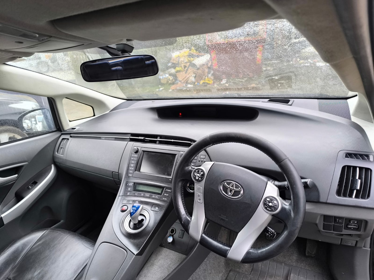 Used Toyota Prius 2011 for sale - 77461270: Photo 9