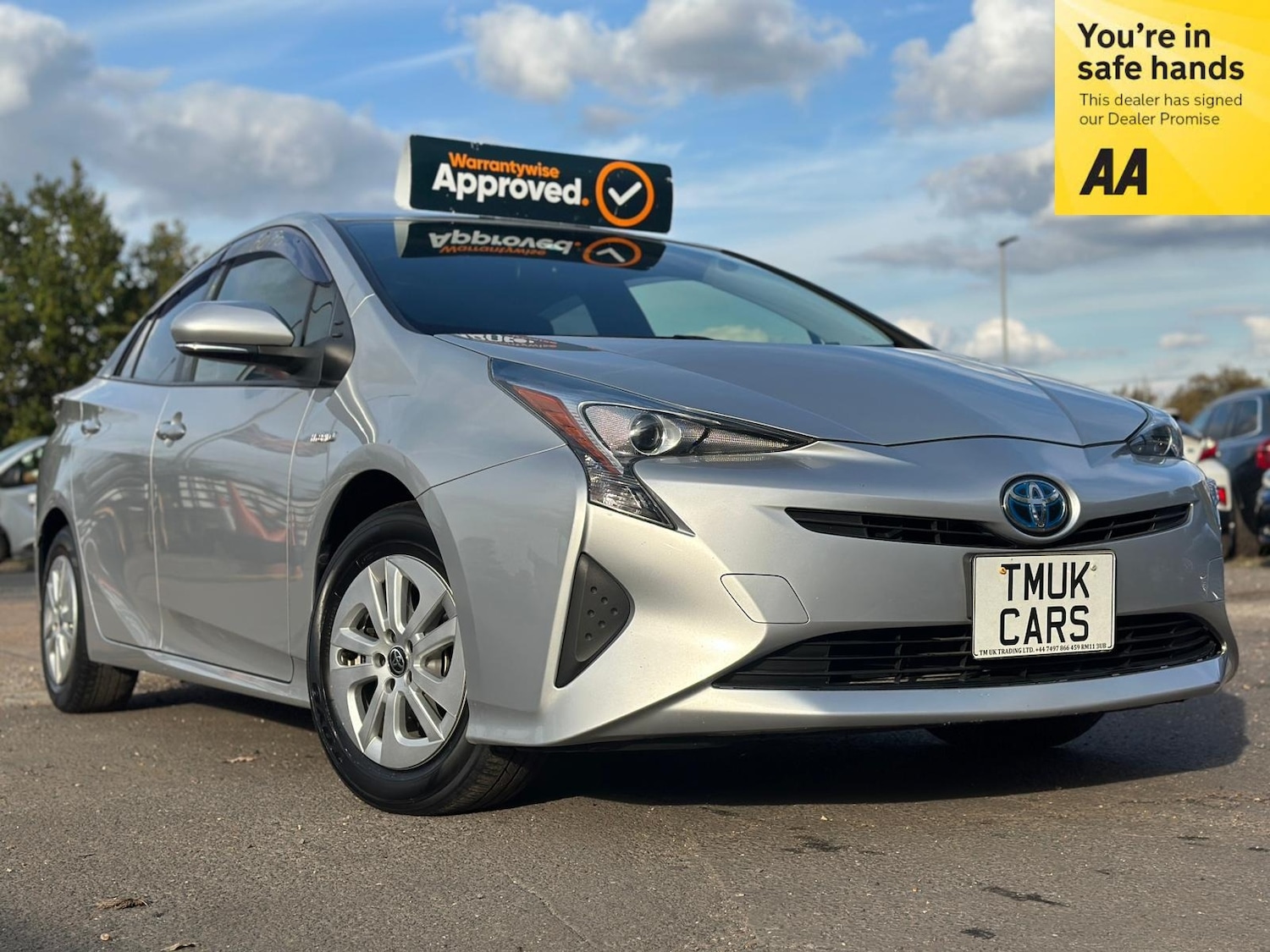 Used Toyota Prius 2018 for sale - 76128840: Photo 1