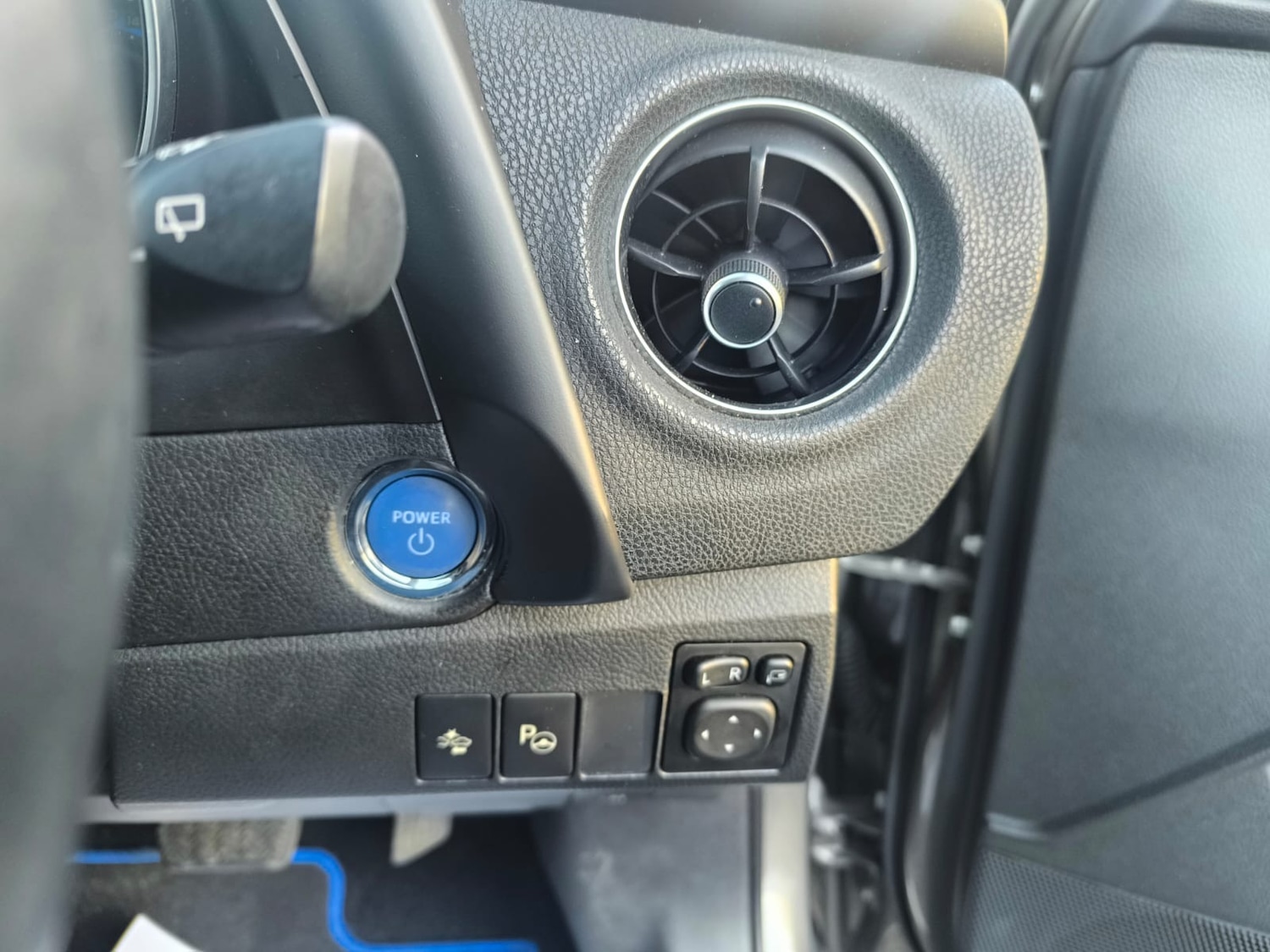 Used Toyota Auris 2017 for sale - 76778417: Photo 28