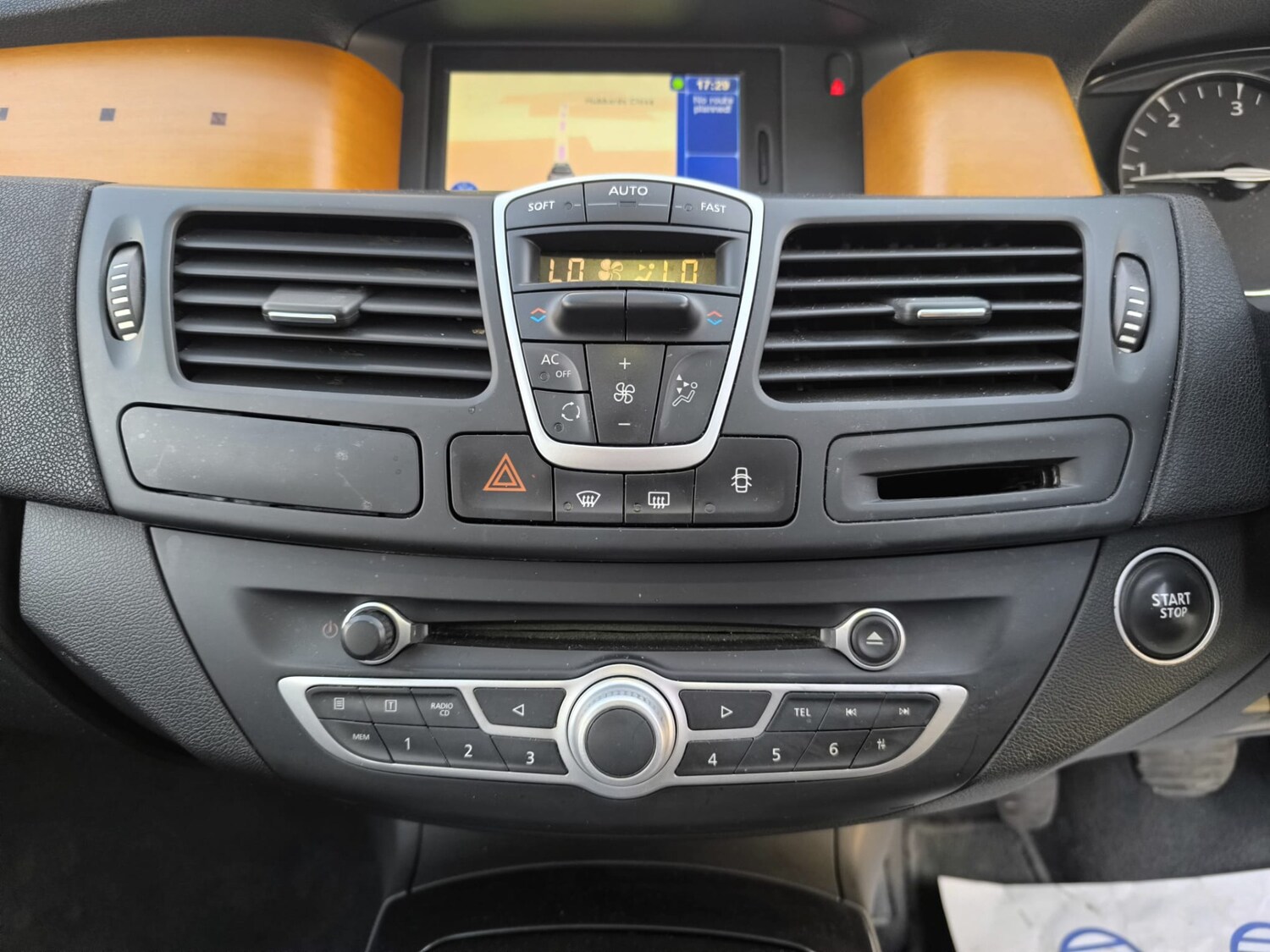 Used Renault Laguna 2009 for sale - 77930602: Photo 20