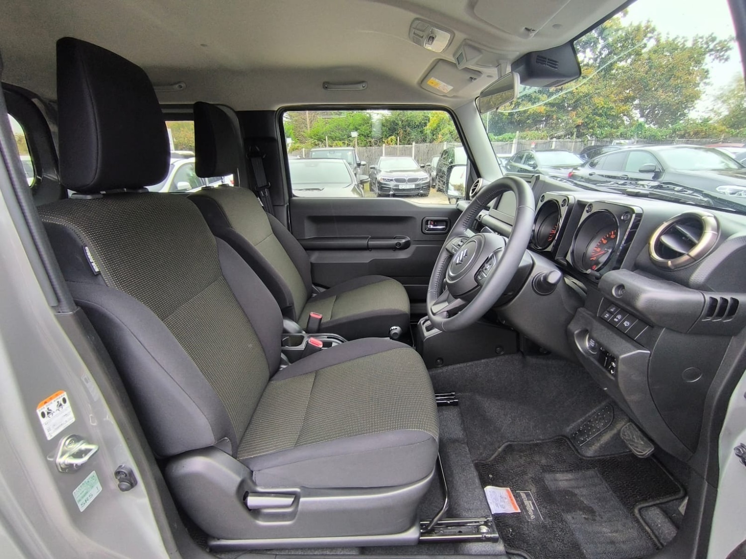 Used Suzuki Jimny 2024 for sale - 76143942: Photo 9