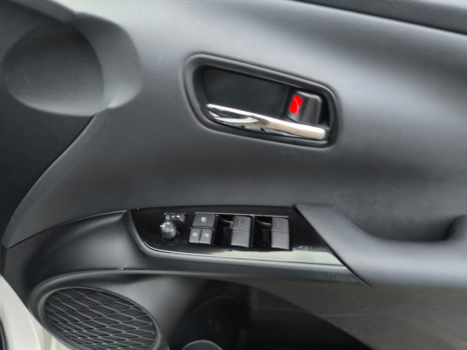 Used Toyota Prius 2019 for sale - 77125479: Photo 25