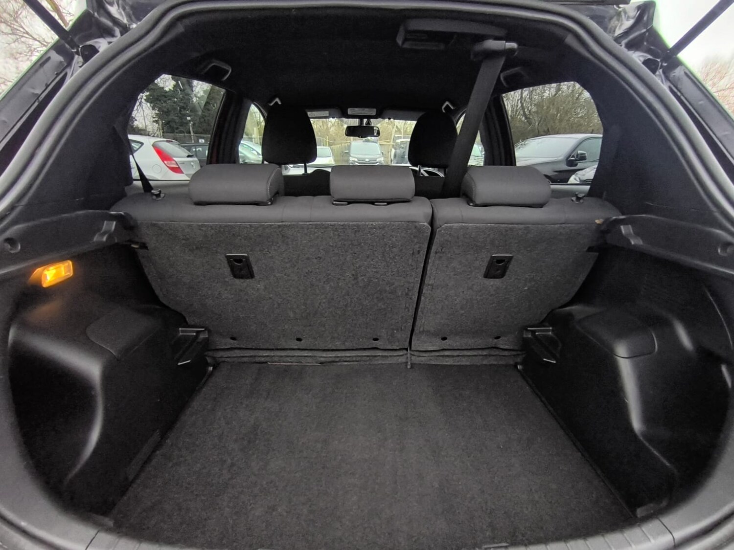 Used Toyota Yaris 2016 for sale - 77831694: Photo 31