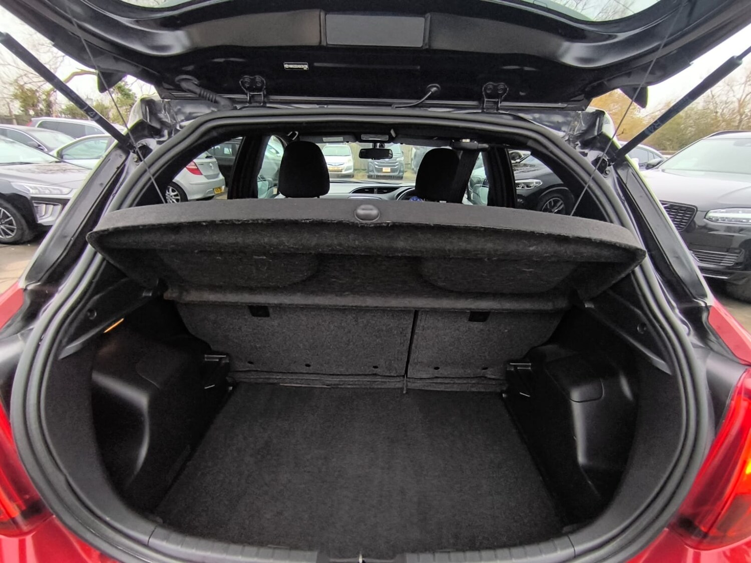 Used Toyota Yaris 2016 for sale - 77831694: Photo 33