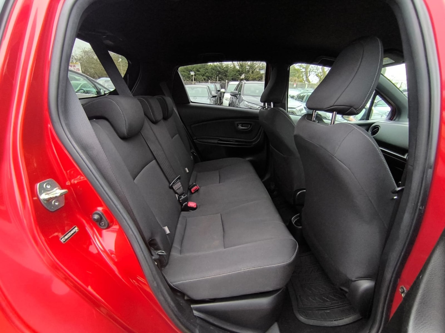 Used Toyota Yaris 2016 for sale - 77831694: Photo 9