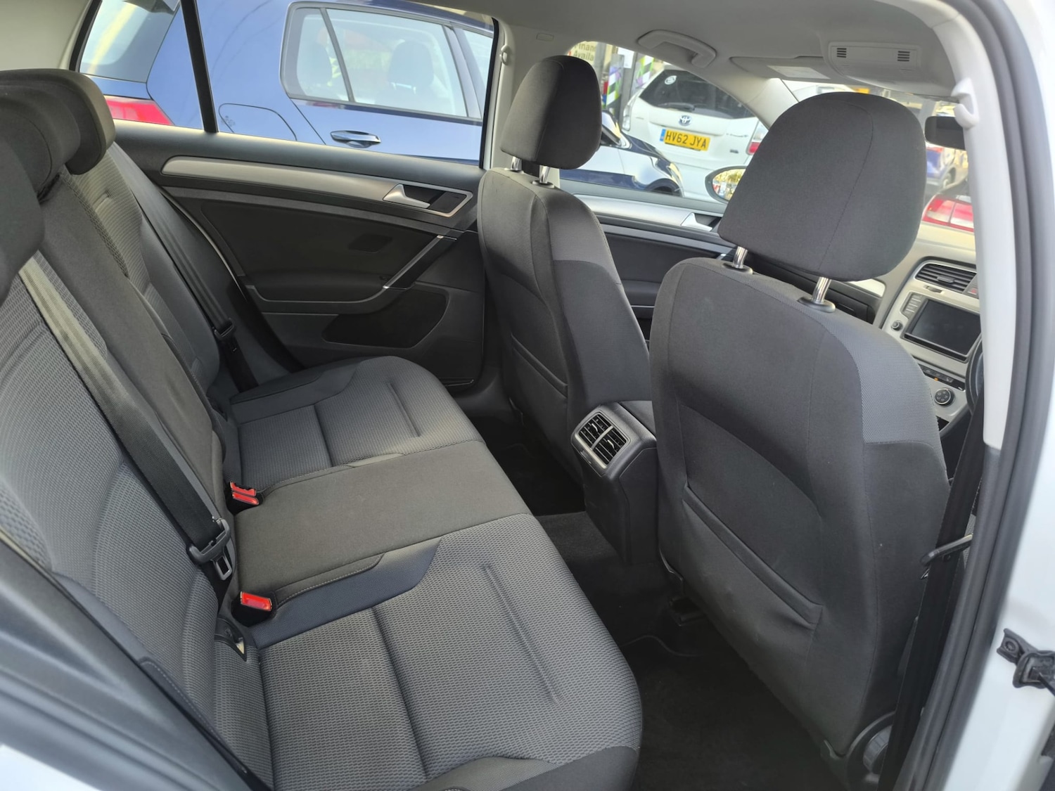 Used Volkswagen Golf 2016 for sale - 77775923: Photo 10