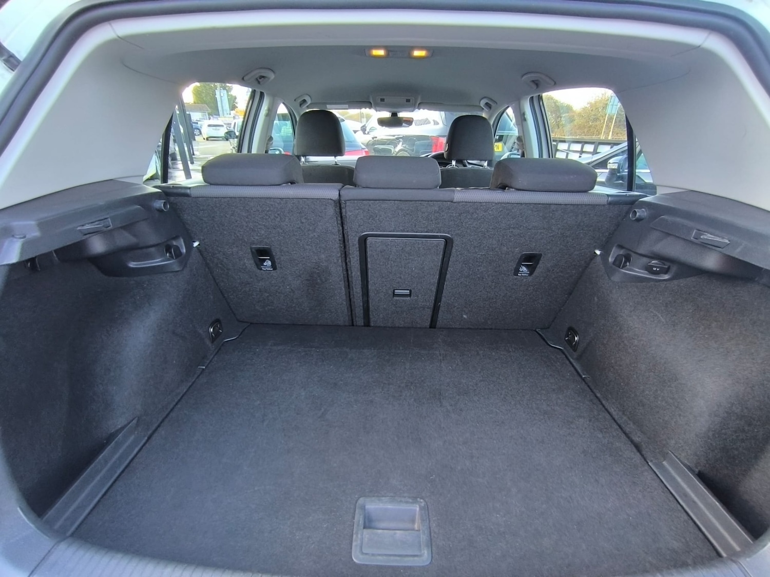 Used Volkswagen Golf 2016 for sale - 77775923: Photo 31