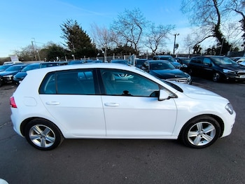 Used Volkswagen Golf 2016 for sale - 77775923: Photo