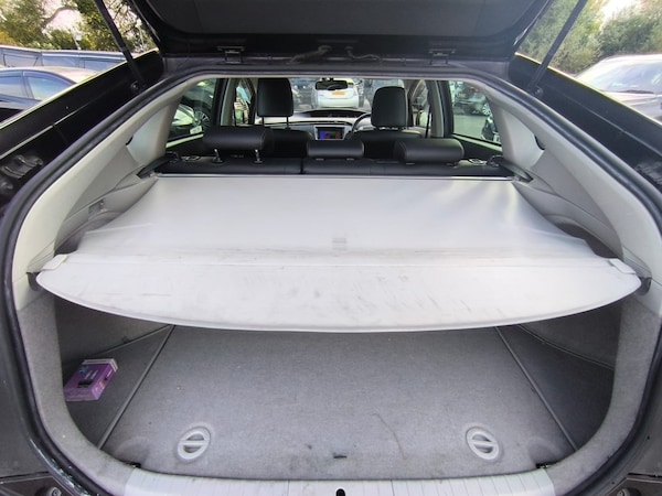 Used Toyota Prius 2015 for sale - 76288533: Photo 31