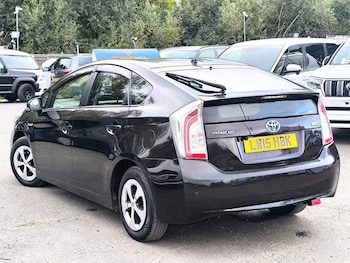 Used Toyota Prius 2015 for sale - 76288533: Photo 4