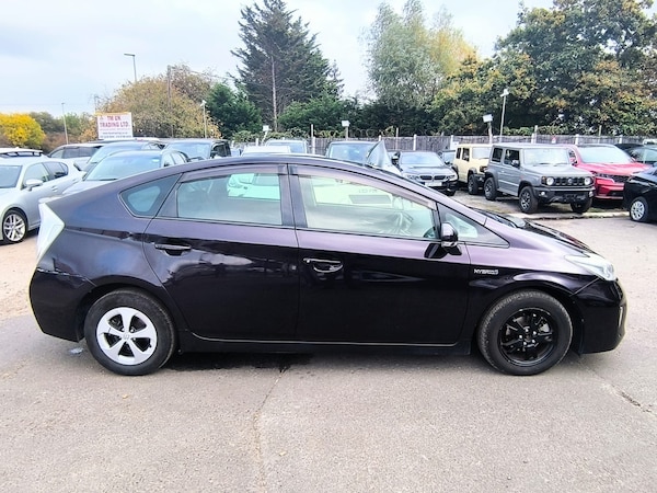 Used Toyota Prius 2015 for sale - 76288533: Photo 5