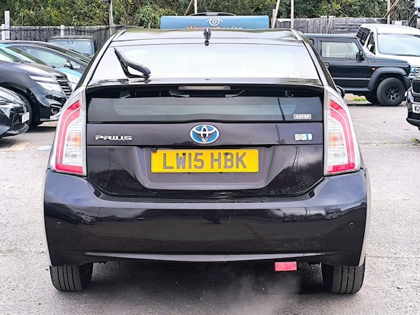 Used Toyota Prius 2015 for sale - 76288533: Photo 8
