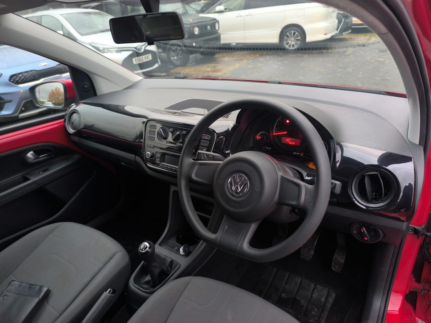 Used Volkswagen up! 2015 for sale - 76833762: Photo 10