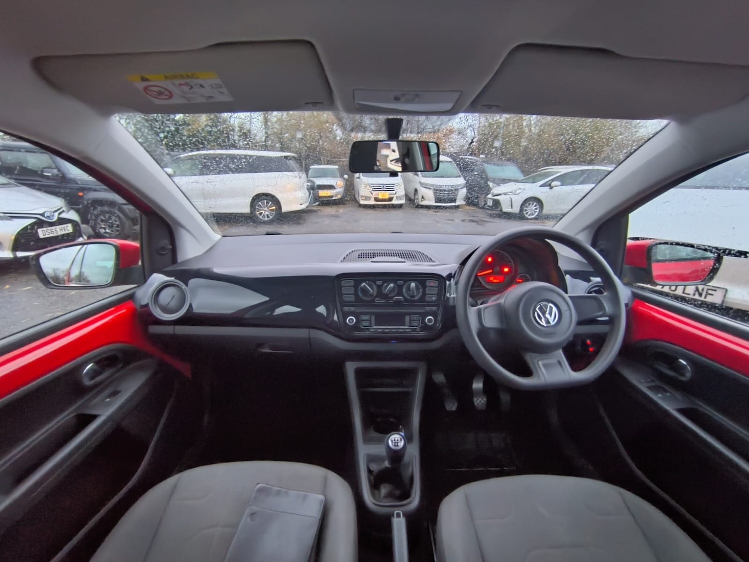 Used Volkswagen up! 2015 for sale - 76833762: Photo 14