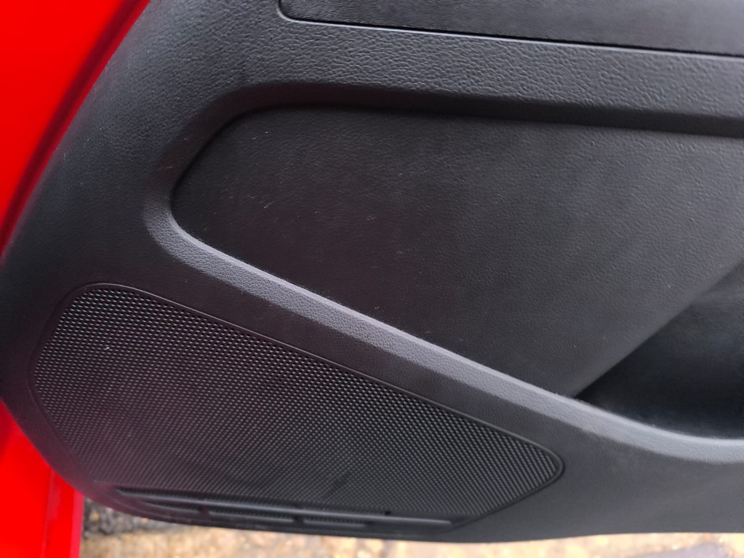 Used Volkswagen up! 2015 for sale - 76833762: Photo 24