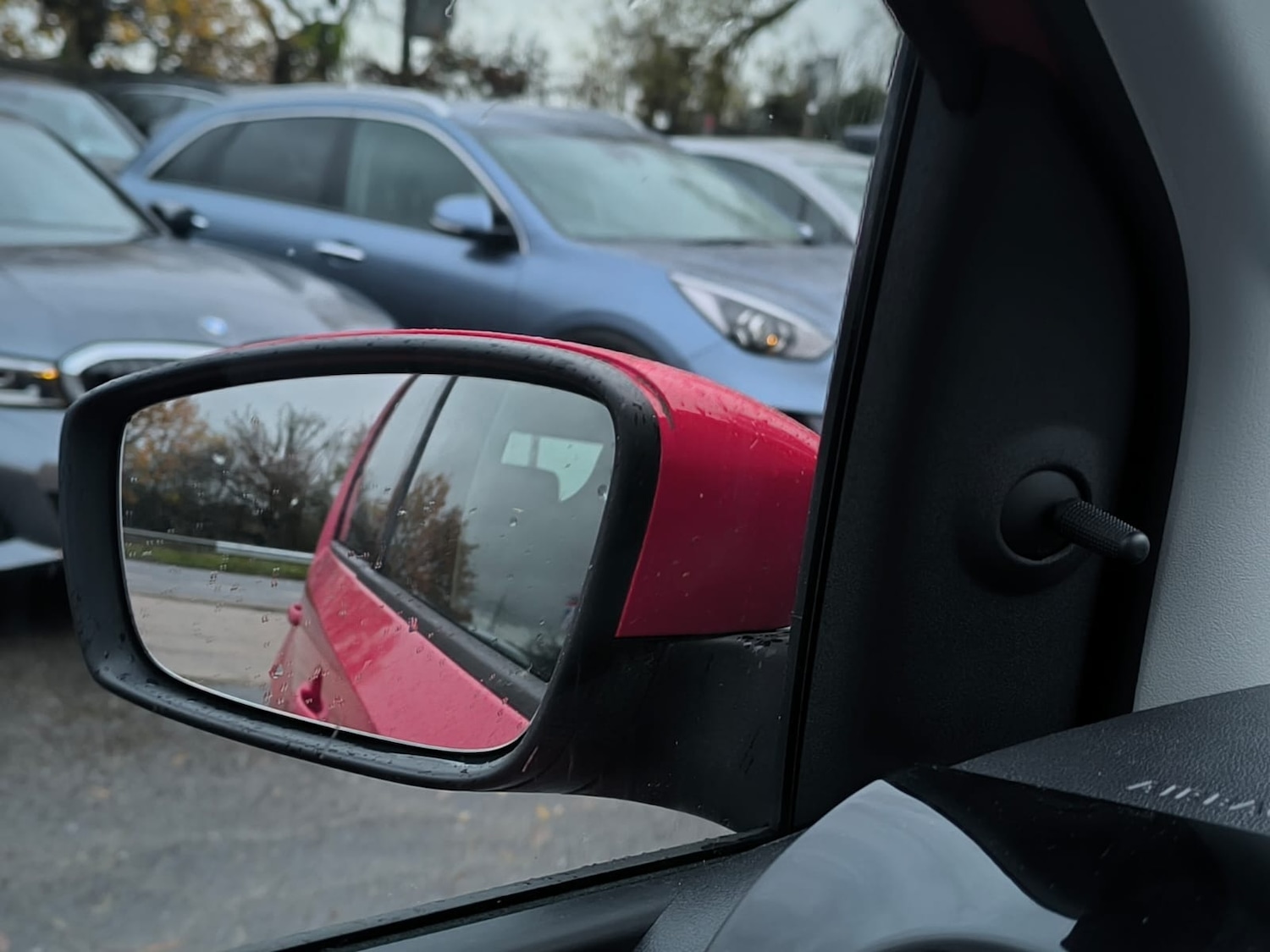 Used Volkswagen up! 2015 for sale - 76833762: Photo 26