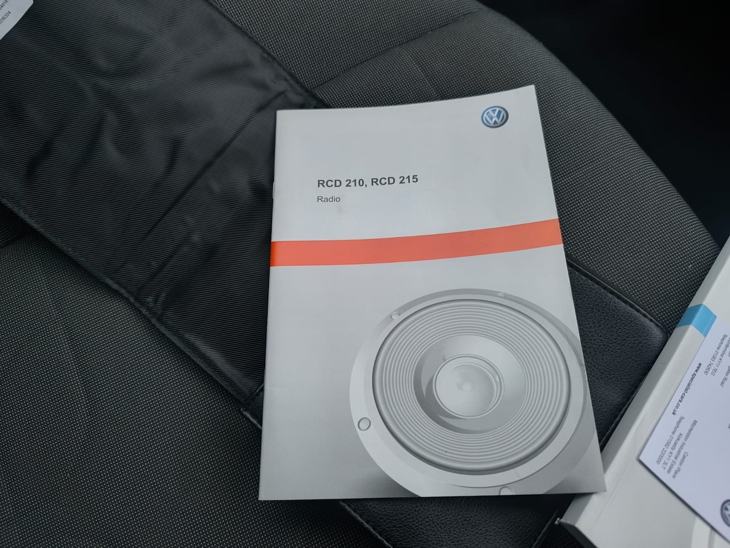 Used Volkswagen up! 2015 for sale - 76833762: Photo 32