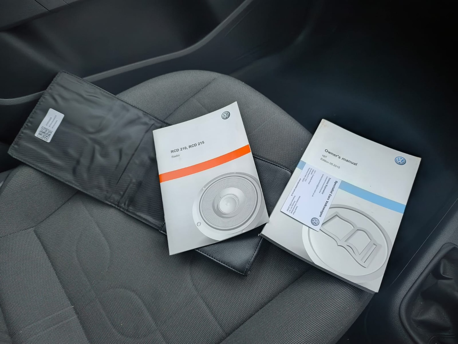 Used Volkswagen up! 2015 for sale - 76833762: Photo 34