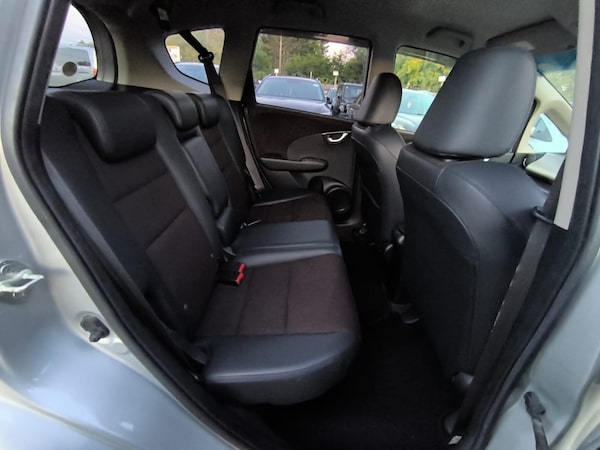 Used Honda Jazz 2013 for sale - 76116686: Photo 10