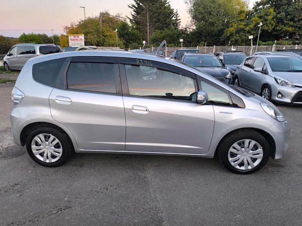 Used Honda Jazz 2013 for sale - 76116686: Photo 5