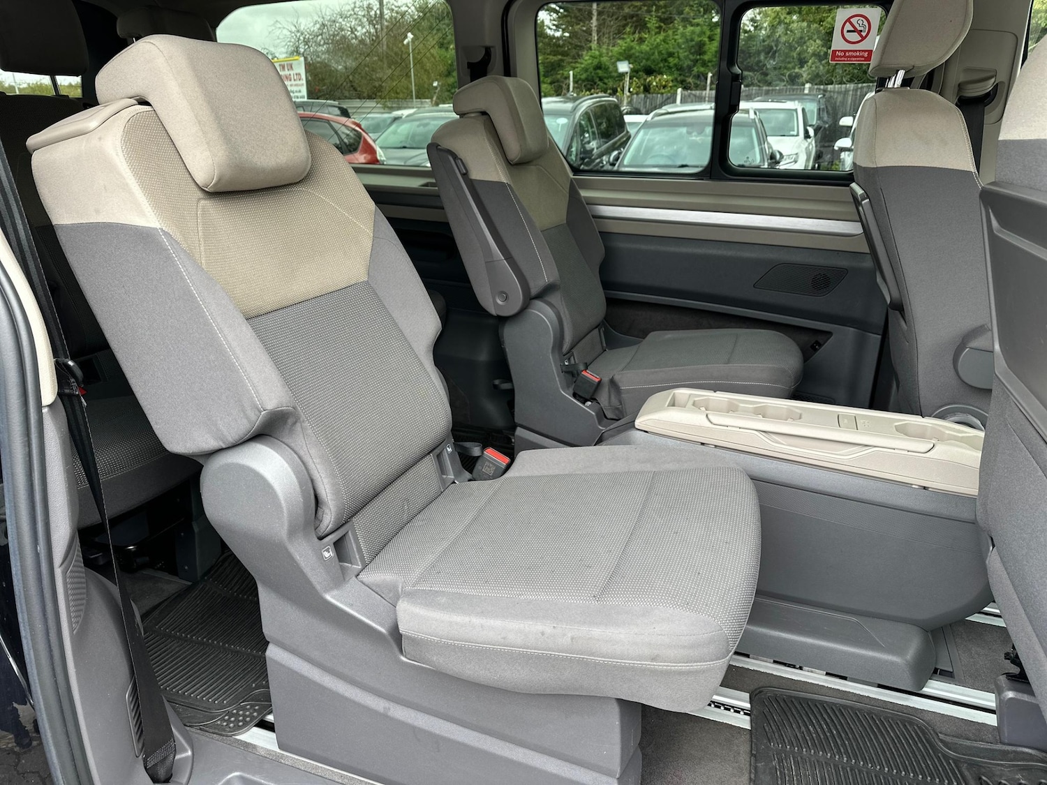 Used Volkswagen Multivan 2022 for sale - 76625660: Photo 15