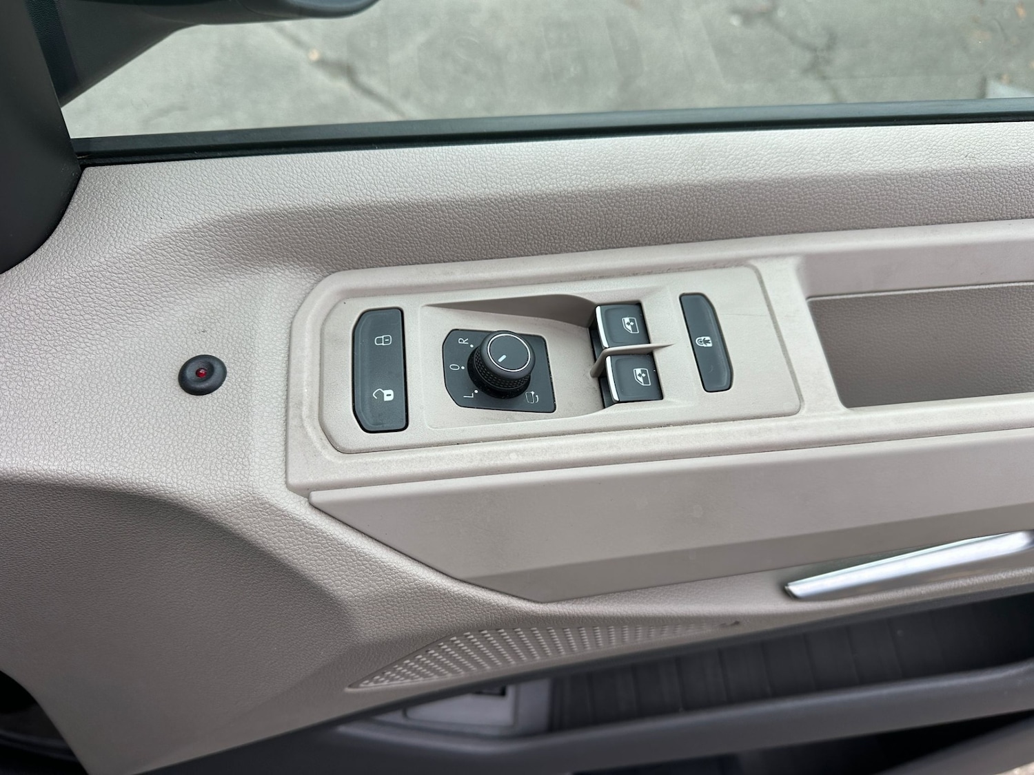 Used Volkswagen Multivan 2022 for sale - 76625660: Photo 42