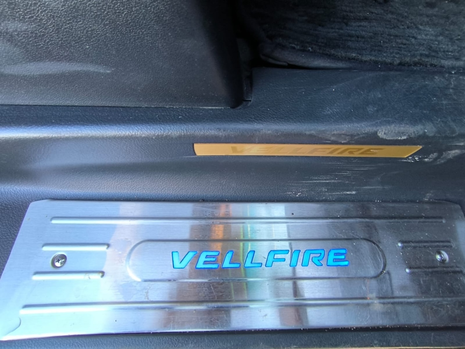 Vehicle 33