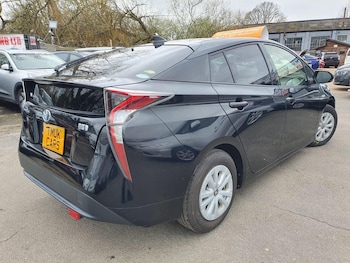 Used Toyota Prius 2018 for sale - 75343466: Photo
