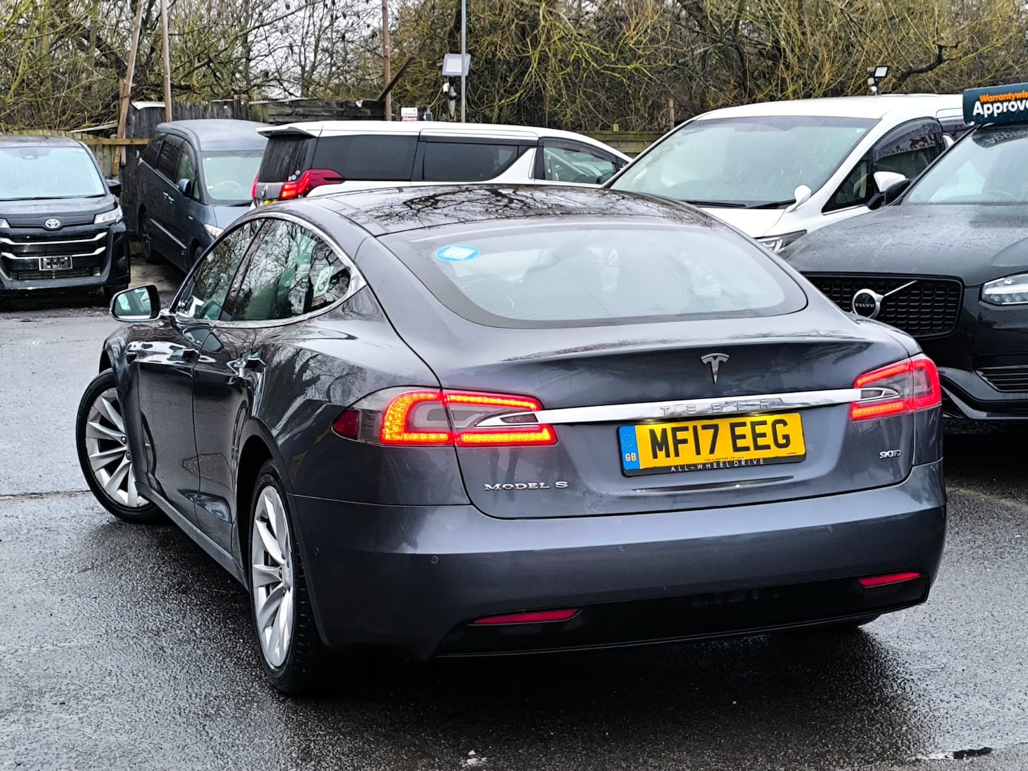 Used Tesla Model S 2017 for sale - 77502414: Photo 4