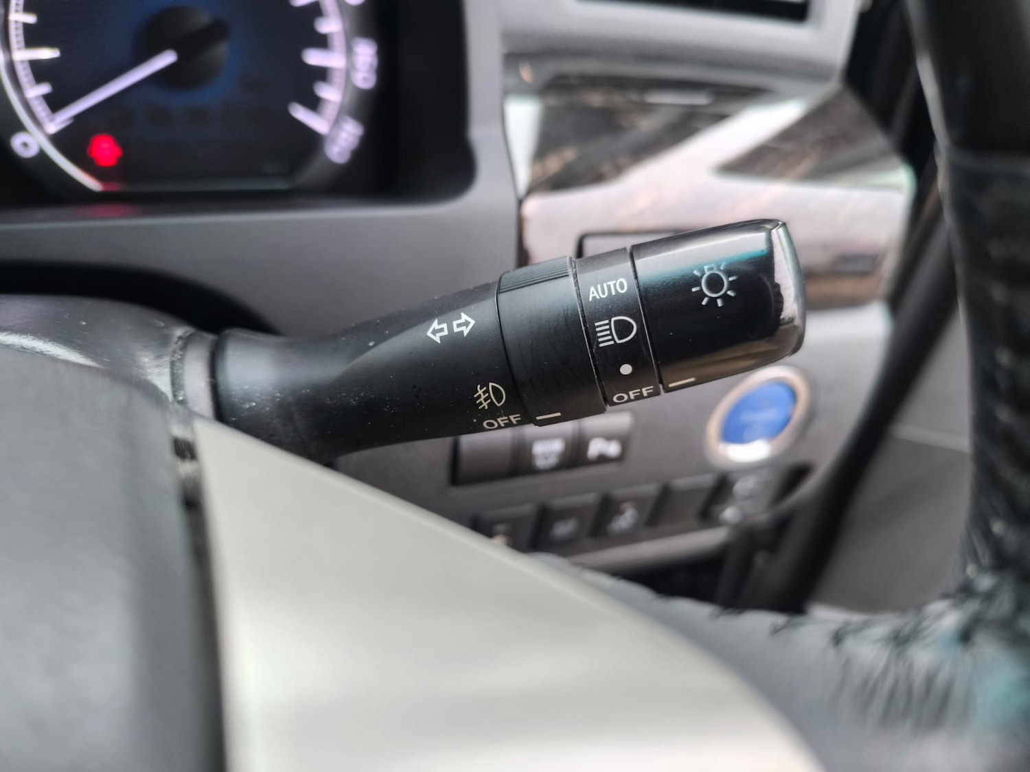 Used Toyota Alphard 2014 for sale - 77003286: Photo 25