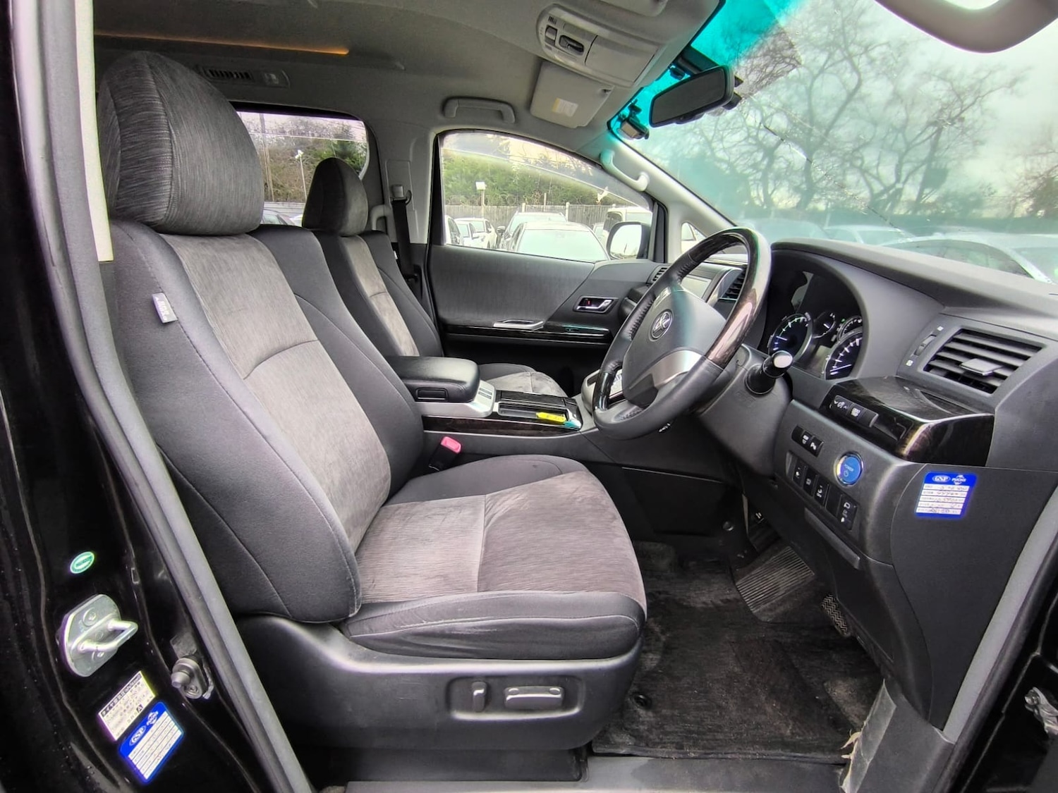 Used Toyota Alphard 2014 for sale - 77003286: Photo 9