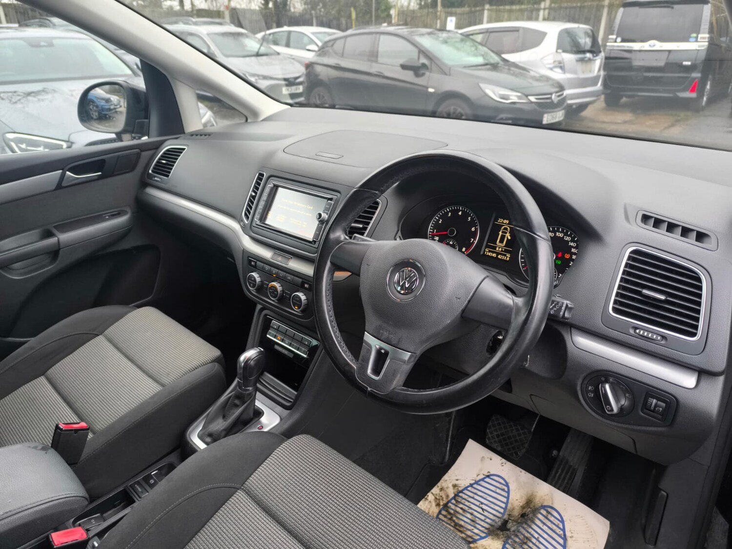 Used Volkswagen Sharan 2015 for sale - 77501558: Photo 14